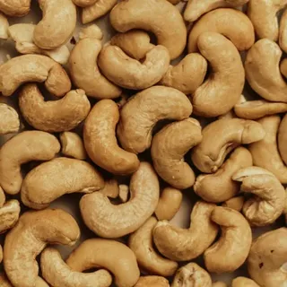 Cashew kernels